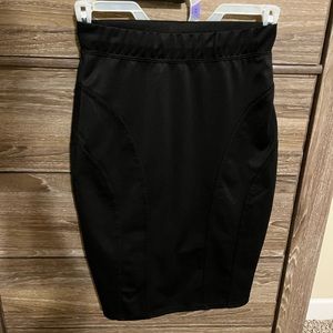 Avon black pencil skirt
